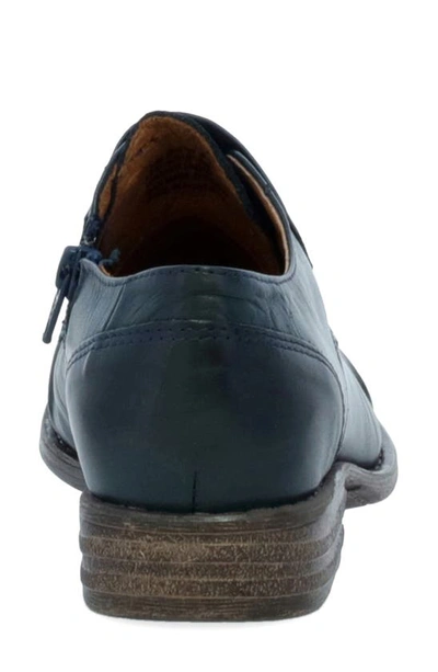 Miz Mooz Liam Oxford In Ocean
