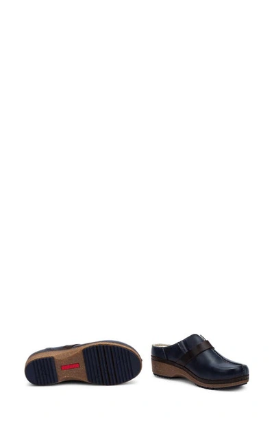 Pikolinos Granada Water Repellent Clog In Black