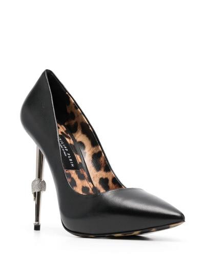 骷髅头缀饰高跟鞋