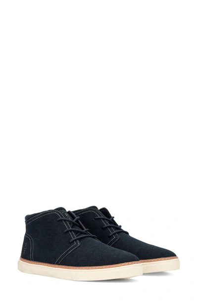 Reserve Footwear Petrus Mid Sneaker In Navy