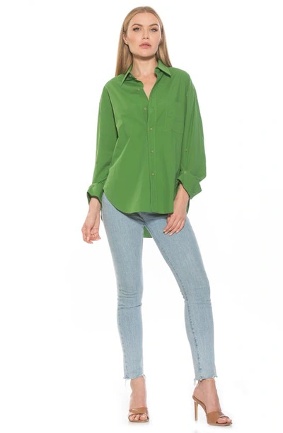 Alexia Admor Amber Classic Boyfriend Fit Button-up Shirt In Bright Green