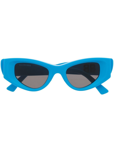 Shop Balenciaga Odeon Cat Sunglasses In Blue