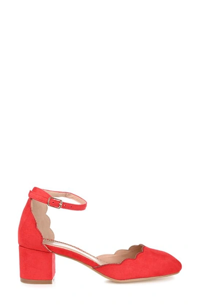 Journee Collection Edna Pump In Red