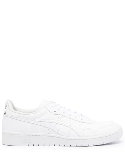 Shop Comme Des Garçons Logo Sneaker In White