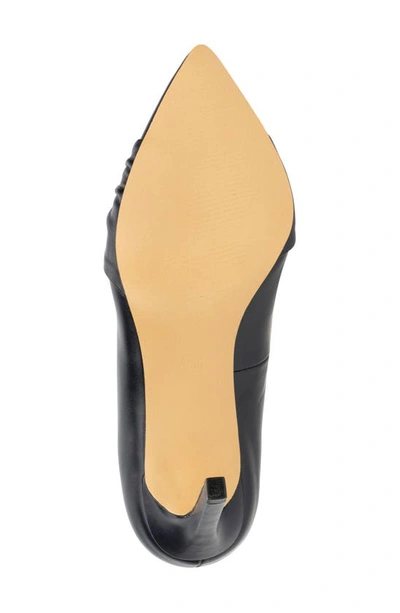 New York And Company Monique Twist Pump In Navy