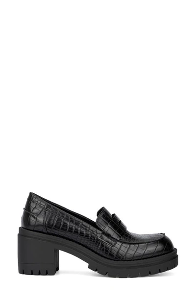 New York And Company Penni Croc Embossed Platform Loafer In Black