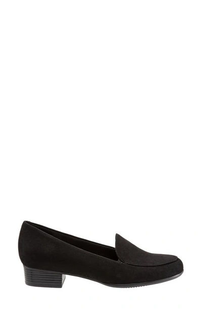 Trotters Monarch Loafer In Black Suede