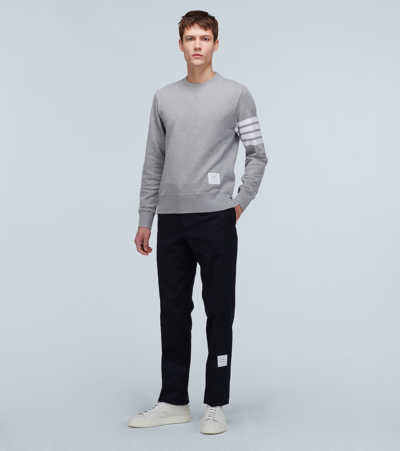 Thom Browne Loopback Jersey Knit 4-bar Crewneck Sweatshirt In Grey