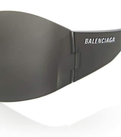 Balenciaga Eyewear Butterfly Frame Sunglasses In 黑色