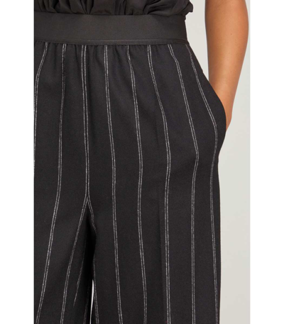 Shop Stella Mccartney Elastic Cropped Pant In Black
