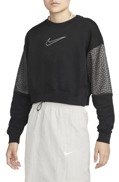 Nike Women's Sportswear Club Fleece Cropped Crew Sweatshirt In Black |  ModeSens