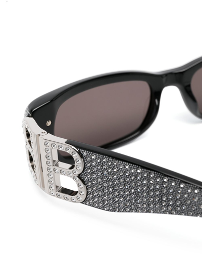 Shop Balenciaga Dynasty Rectangle-frame Sunglasses In 黑色