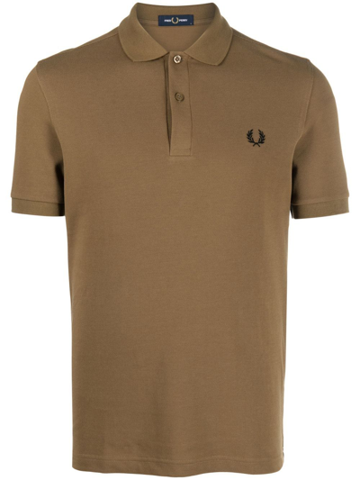 Shop Fred Perry Embroidered-logo Polo Shirt In 褐色