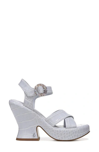 Shop Circus By Sam Edelman Peony Platform Sandal In Lilac Fog