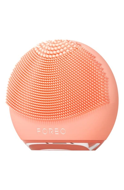 Shop Foreo Luna 4 Go Facial Cleansing & Massaging Device In Peach Perfect