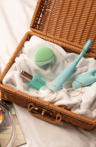 Foreo Luna 4 Go Facial Cleansing & Massaging Device In Pistachio