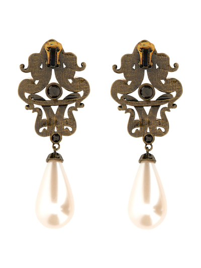 Shop Moschino Gold Heart Clip Earrings In Oro