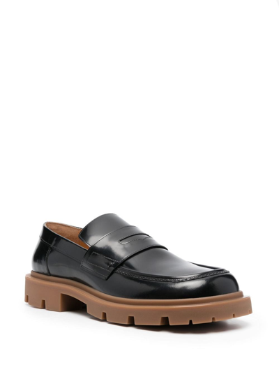 Shop Maison Margiela Ivy Leather Loafers In 黑色
