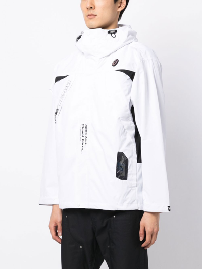 GRAPHIC-PRINT HOODED PADDED JACKET