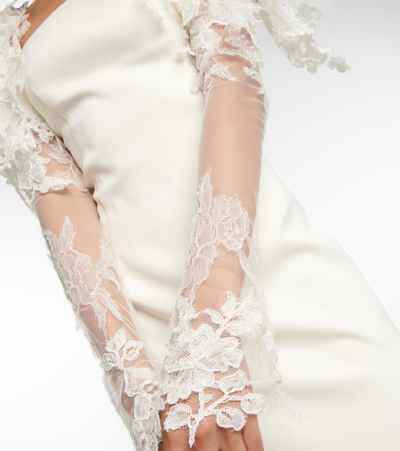 Danielle Frankel Bridal Aria Gown In Light Ivory