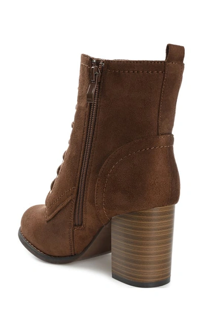 Journee Collection Womens Baylor Stacked Heel Booties In Brown