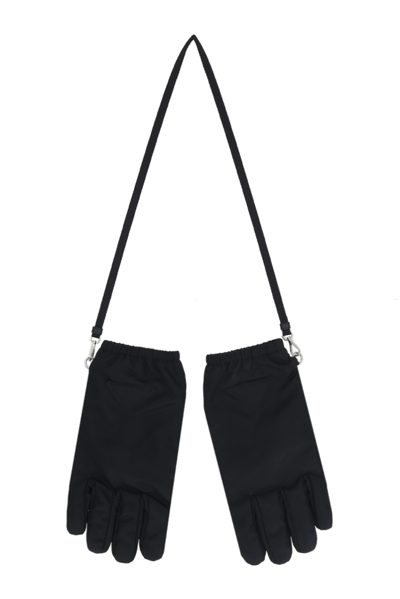 Prada Triangle-patch Re-nylon Gloves In Nero