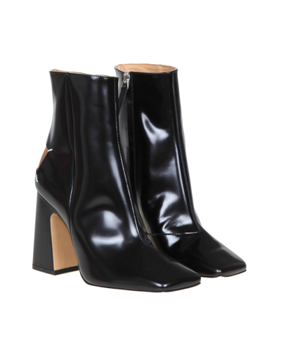 Maison Margiela Mm22 Brushed Leather Ankle Boots With Squared Toe Heel 10.5c In Black