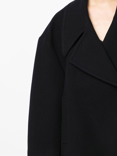 Goen J Double-breasted Cropped Coat In Black