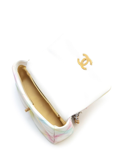 Pre-owned Chanel 2022 Medium 19 Shoulder Bag In White