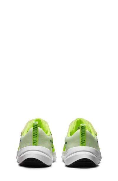 NIKE DOWNSHIFTER 12 RUNNING SHOE 