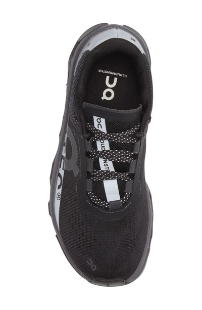 On Clound Mster Lumos Running Shoe In Black
