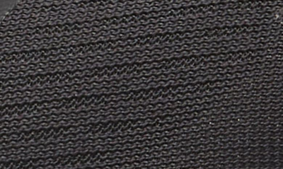 On Clound Mster Lumos Running Shoe In Black