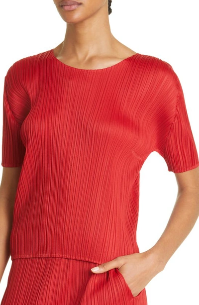 Issey Miyake Pleated Top In Red