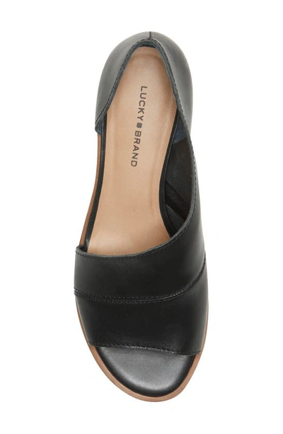 Lucky Brand Serkie Sandal In Black Bzhrio