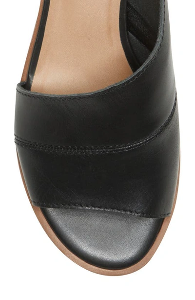 Lucky Brand Serkie Sandal In Black Bzhrio