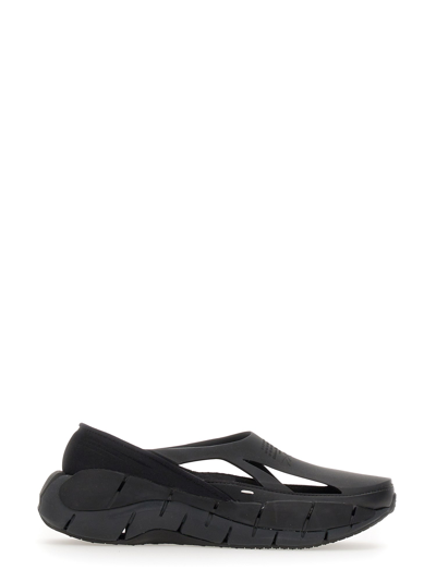 Shop Maison Margiela X Reebok Sneakers Project 0 Cr In Black