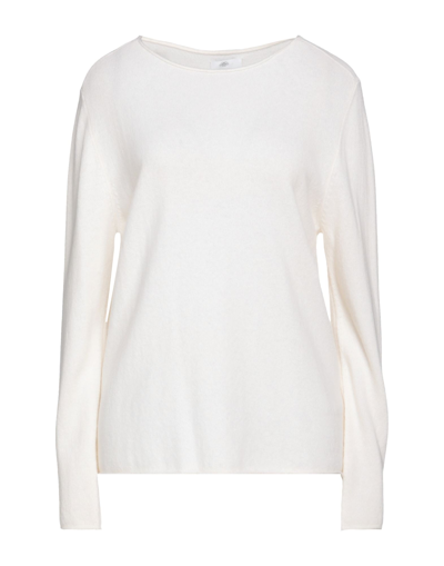 Allude Sweaters In White