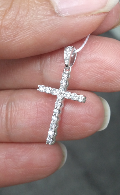 Pre-owned Handmade Deal 0.25 Ctw Round Diamond Cluster Cross Pendant Charm In 14k White Gold 22 Mm In H