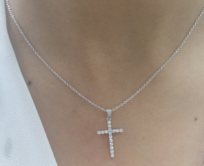 Pre-owned Handmade Deal 0.25 Ctw Round Diamond Cluster Cross Pendant Charm In 14k White Gold 22 Mm In H