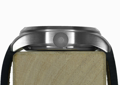 Pre-owned Mwc Classic 46mm Limited Edition Retro Dial Xl Luftwaffe Pattern Aviators Watch