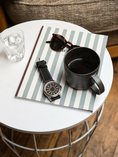 Pre-owned Mwc Classic 46mm Limited Edition Retro Dial Xl Luftwaffe Pattern Aviators Watch