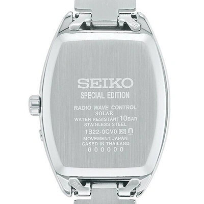 Pre-owned Seiko Selection Shooting Star Swfh123 Women's Watch Solar Radio Tonneau 2022