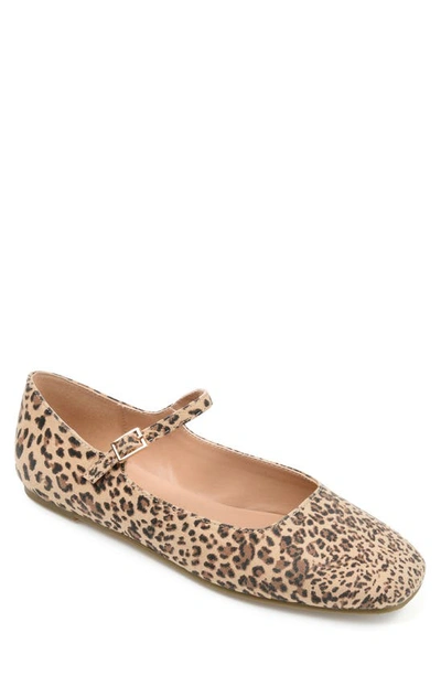 Shop Journee Collection Carrie Flat In Leopard