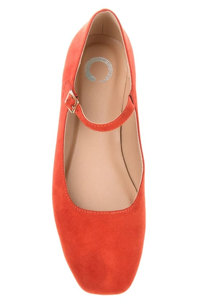 Shop Journee Collection Carrie Flat In Coral