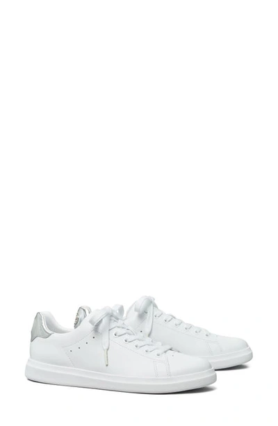 Shop Tory Burch Howell Sneaker In Titanium White / Silver