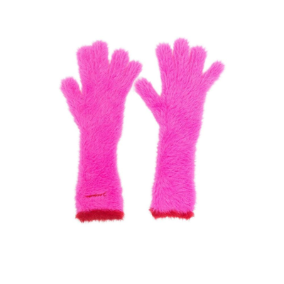 Shop Jacquemus Pink Les Gants Neve Fluffy Gloves