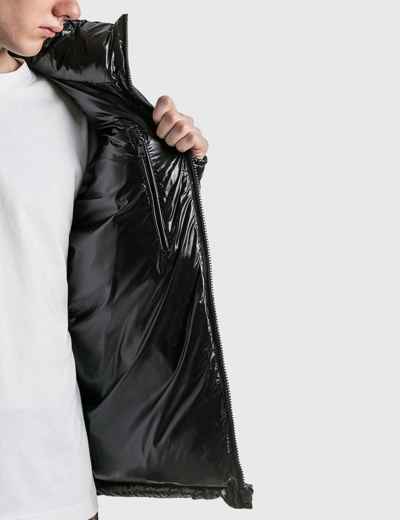 Shop Moncler Genius 7 Moncler Frgmt Hiroshi Fujiwara Ricky Short Down Jacket In Black