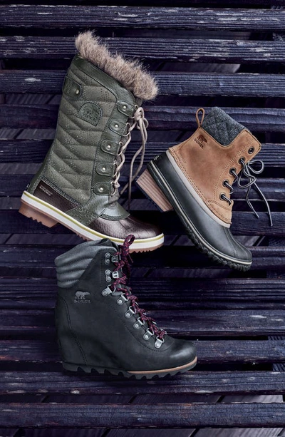 Sorel Tofino Ii Leather Boot In Omega Taupe Paradox Pink