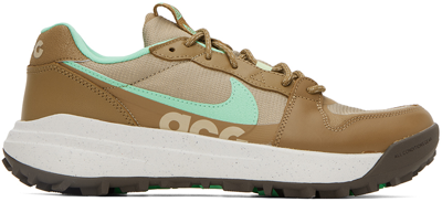 Shop Nike Beige Acg Lowcate Sneakers In Limestone/green Glow