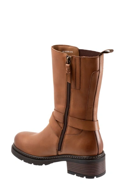 Shop Softwalk Neenah Boot In Luggage